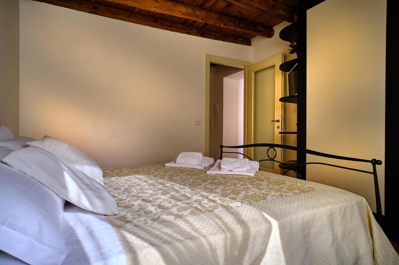 Il Vecchio Cortile Apartment Verona Bagian luar foto